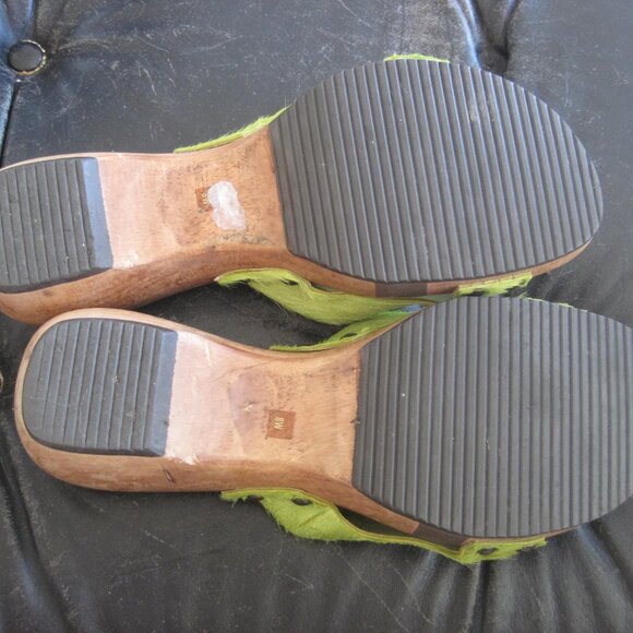 Michael Kors Lime Green Mules Wooden Clog Sandals - Size 8 - Picture 5 of 9